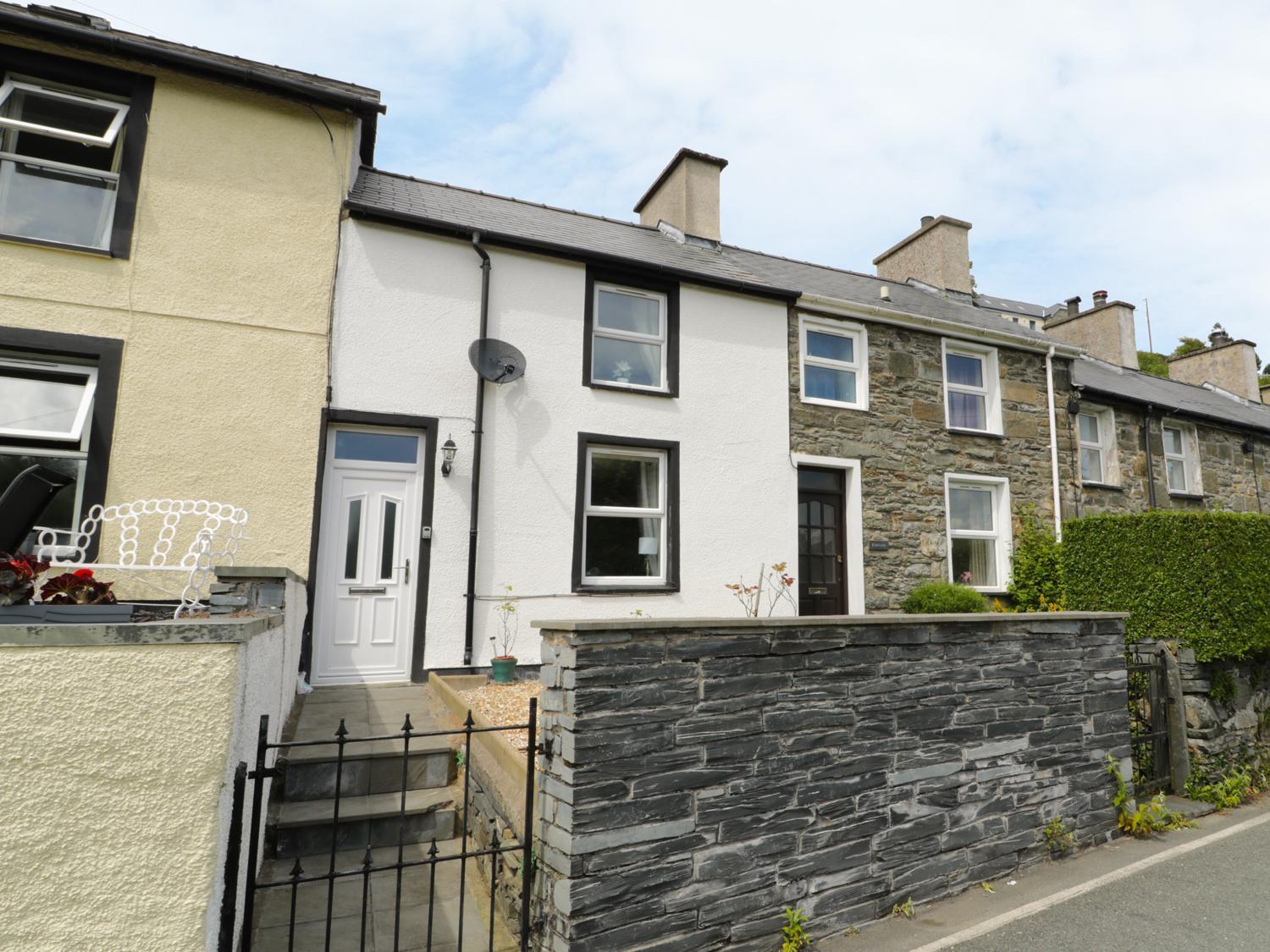 2 Holland Terrace Villa Tanygrisiau Exterior photo
